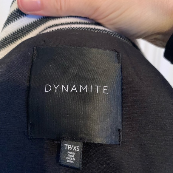 Beautiful blazer. Very good condition. - Picture 3 of 3